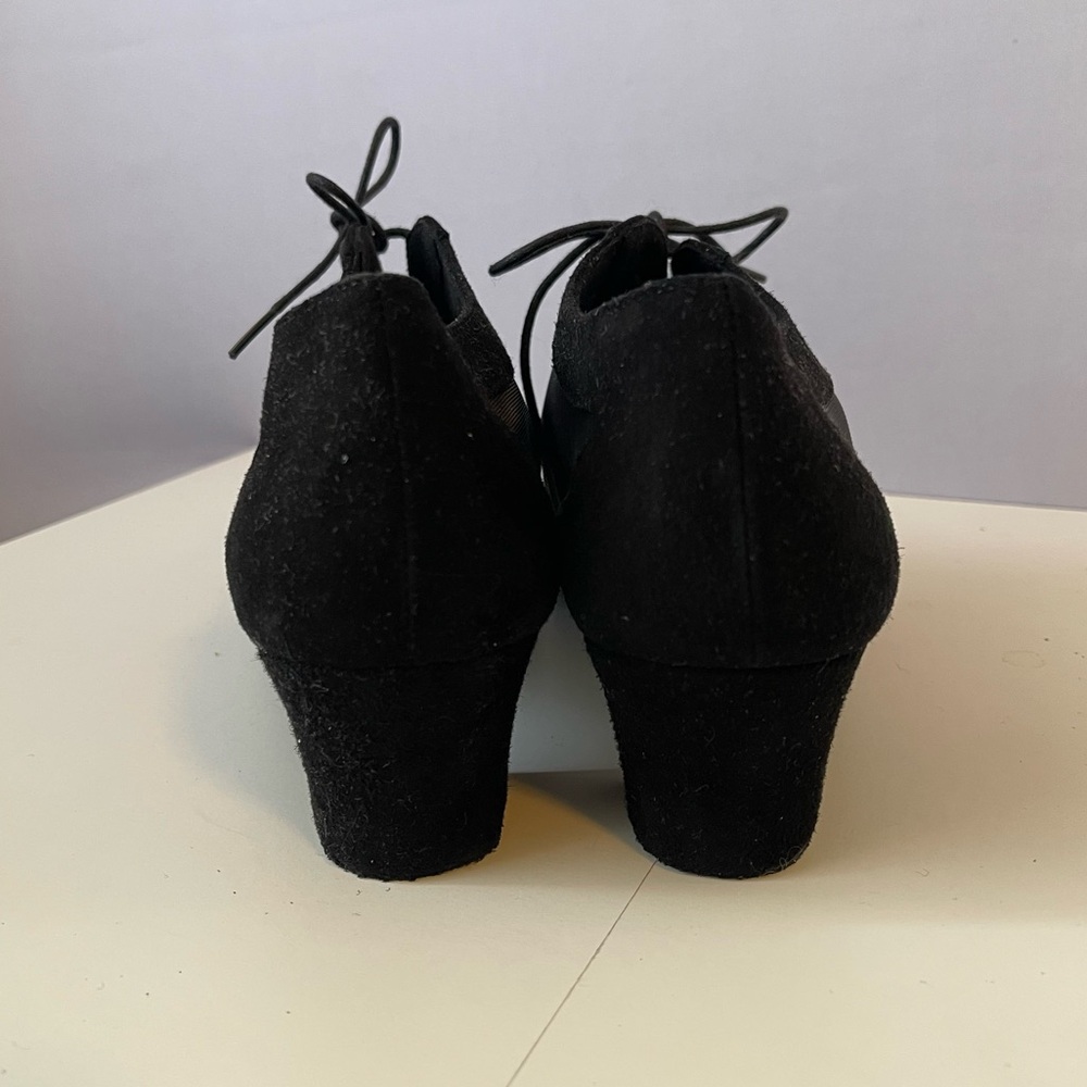 Capezio Beatrice Ballroom Dance Shoes 10W Black Suede & Mesh Lace Up - Picture 9 of 11